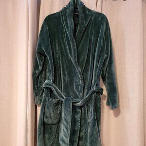 vitoria's secret bathrobe